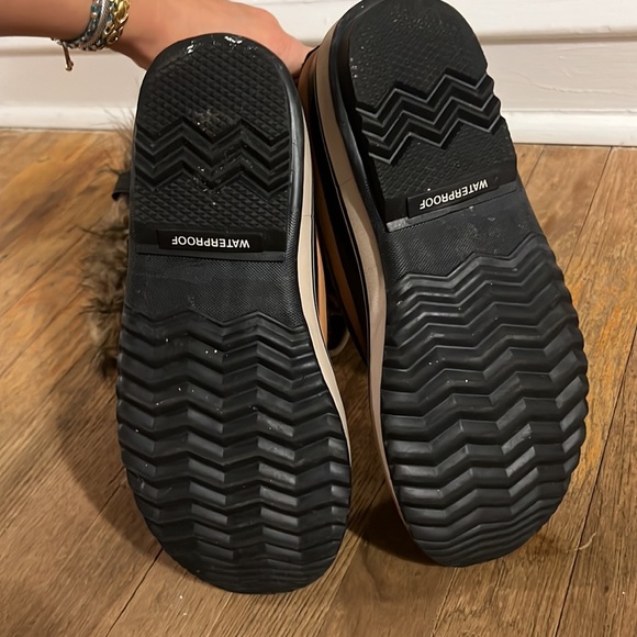 Sorel Joan of Arctic Waterproof Boot - Picture 5 of 7